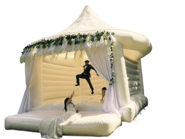 Hochzeit Hüpfburg, Besondere Hüpfburgen