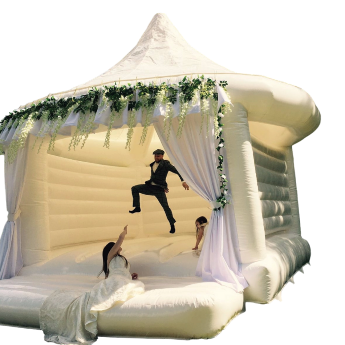 Hochzeit Hüpfburg, Besondere Hüpfburgen